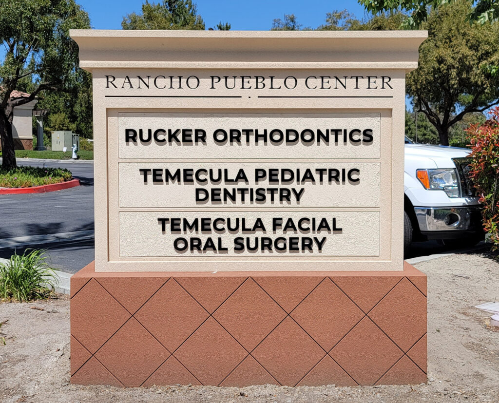 RanchoPuebloCenter | Monument Signs - Multi-Tenant, Temecula, CA