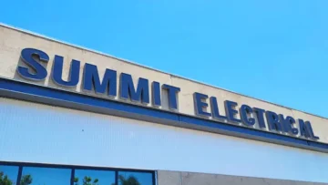 Summit Electrical Dimensional Letter Building Sign San Diego, Ca Dark dimensional letters spelling "SUMMIT ELECTRICAL" mounted on a light-colored commercial building facade under a clear blue sky.